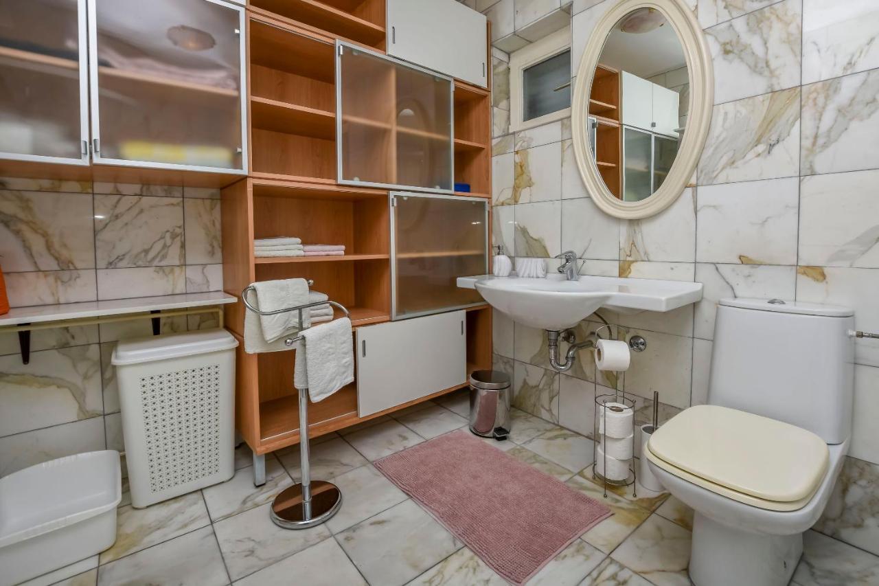Apartments Dajana Примоштен Экстерьер фото